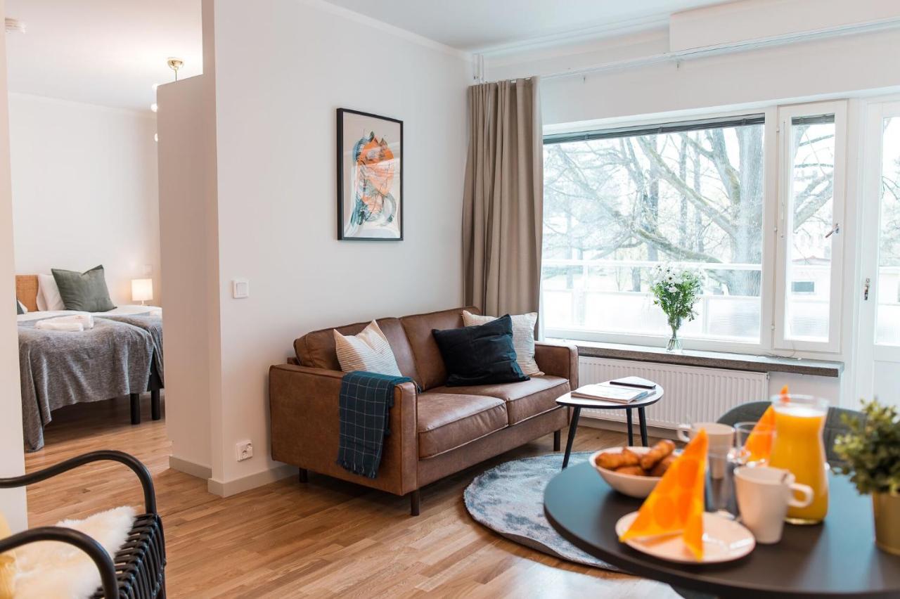 Forenom Serviced Apartments Helsinki Toeoeloe Exterior photo