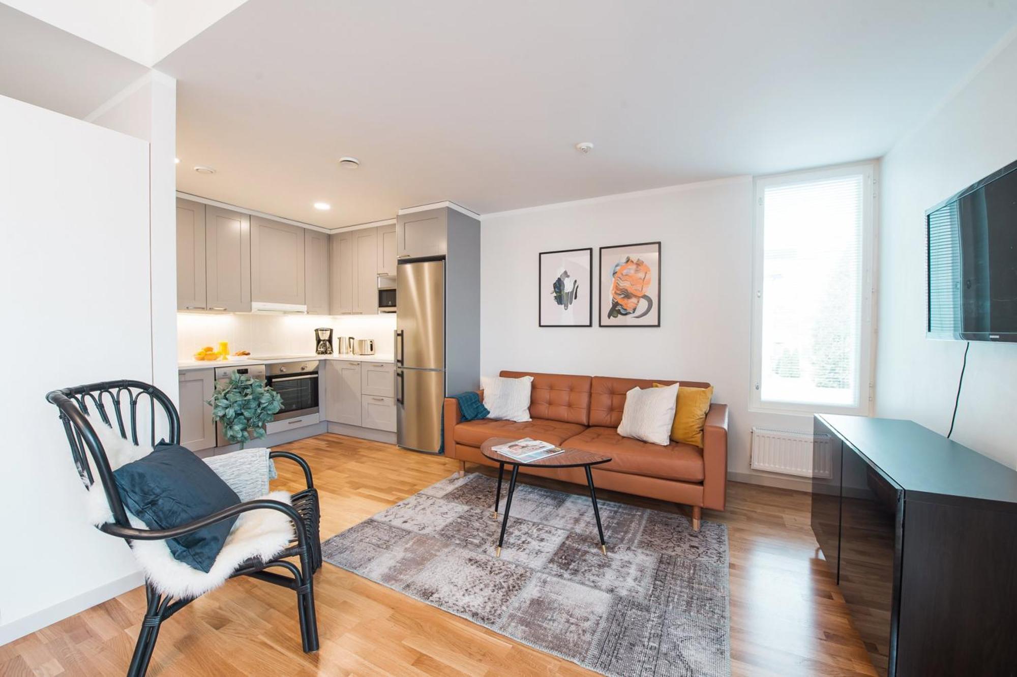 Forenom Serviced Apartments Helsinki Toeoeloe Exterior photo