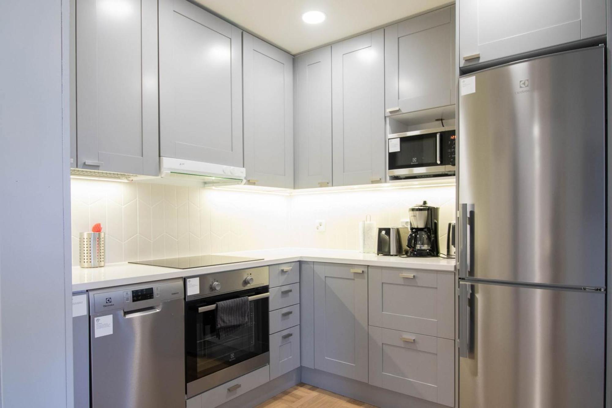 Forenom Serviced Apartments Helsinki Toeoeloe Exterior photo
